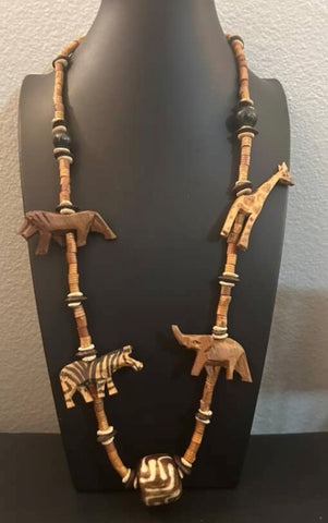 ANIAML KINGDOM NECKLACE